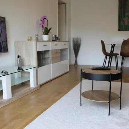 Le Cyrien Apartment *