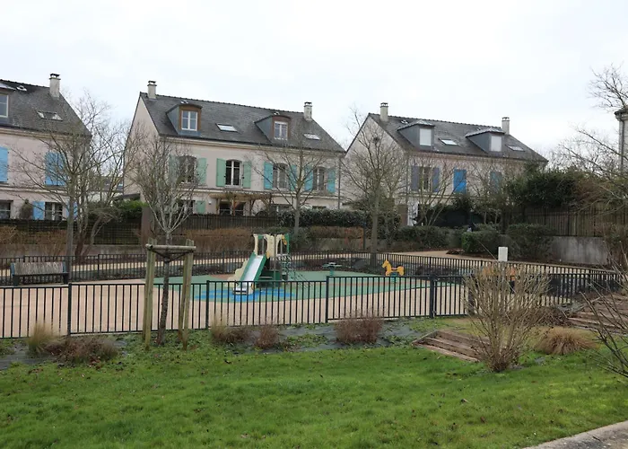 شقة Le Cyrien Saint-Cyr-lʼÉcole